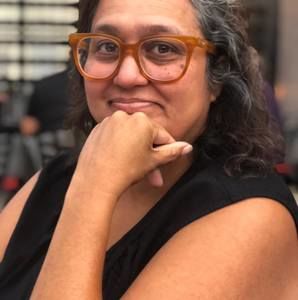 Meet your Posher, Monica